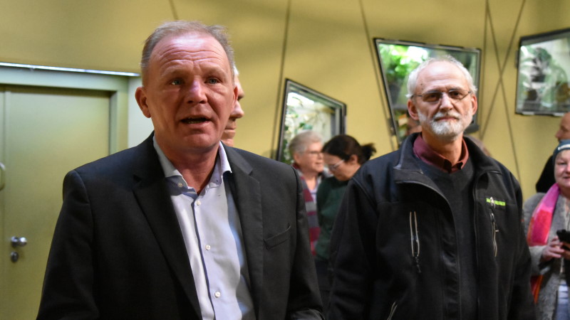 Zoodirektor Karl-Heinz Ukena und unser Zoologischer Leiter Dr. Wolfgang Ludwig   Foto: © MeiDresden.de/Mike Schiller