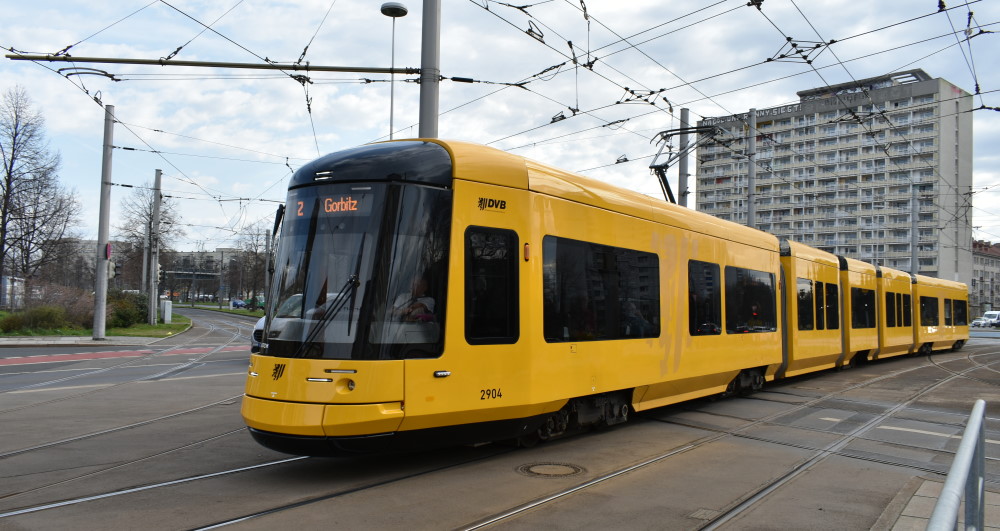 Stadtbahnwagen 2904  Foto: © MeiDresden.de/Mike Schiller