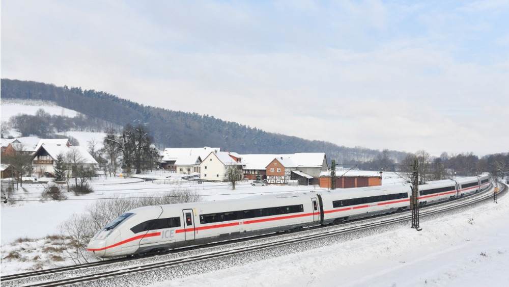 Unterwegs durch den Winter. ©DB AG / Oliver Lang 