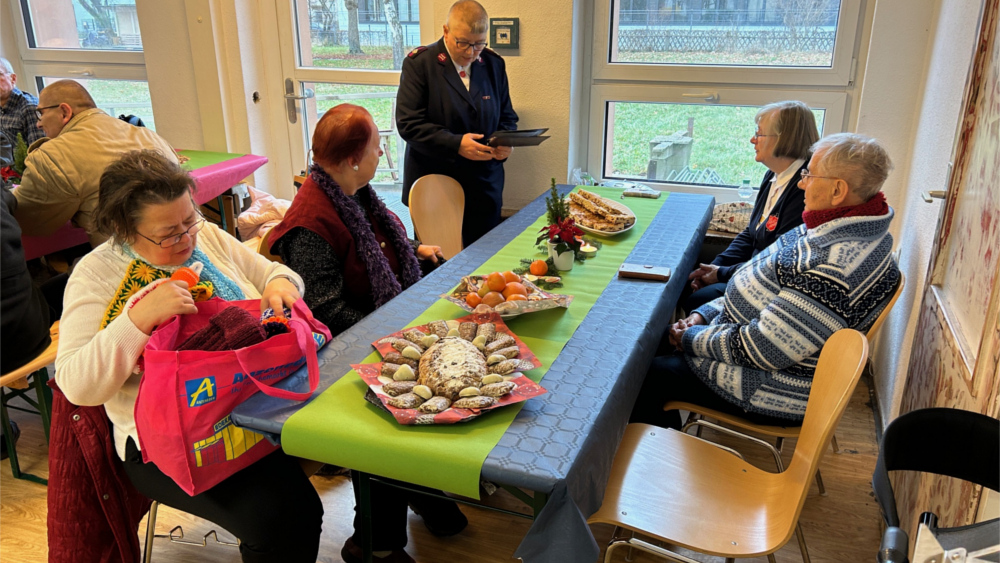 Weihnachtliches Fest für 100 Obdachlose bei der Heilsarmee Dresden ©meeco Communication Services