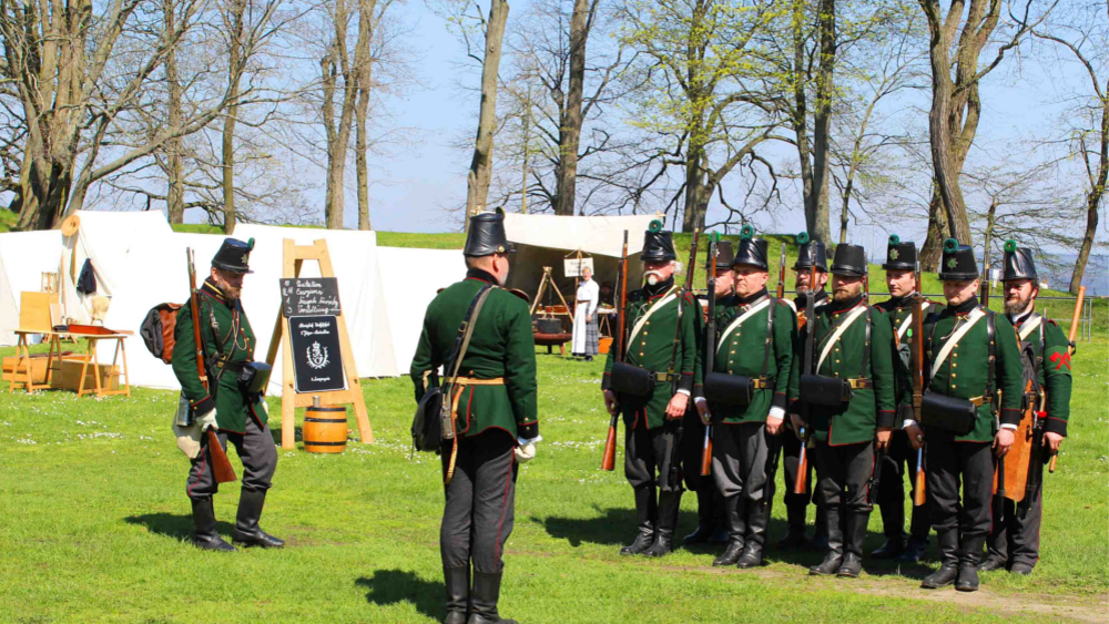 Exerzierübungen vor dem Feldlager © Festung Königstein gGmbH