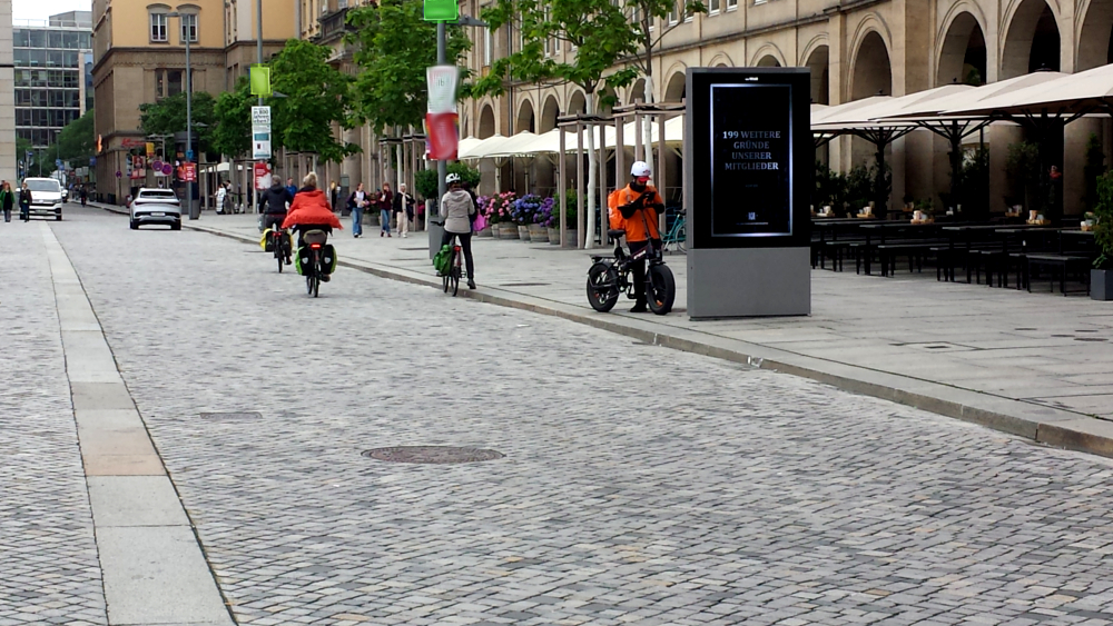 Seestraße wird zum Boulevard für Radfahrer und Fußgänger ©MeiDresden.de