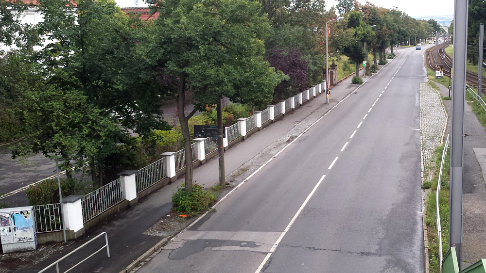 Zwischen Hermann Mende Straße und Fabricestraße ensteht ein neuer Radfahrstreifen ©MeiDresden.de