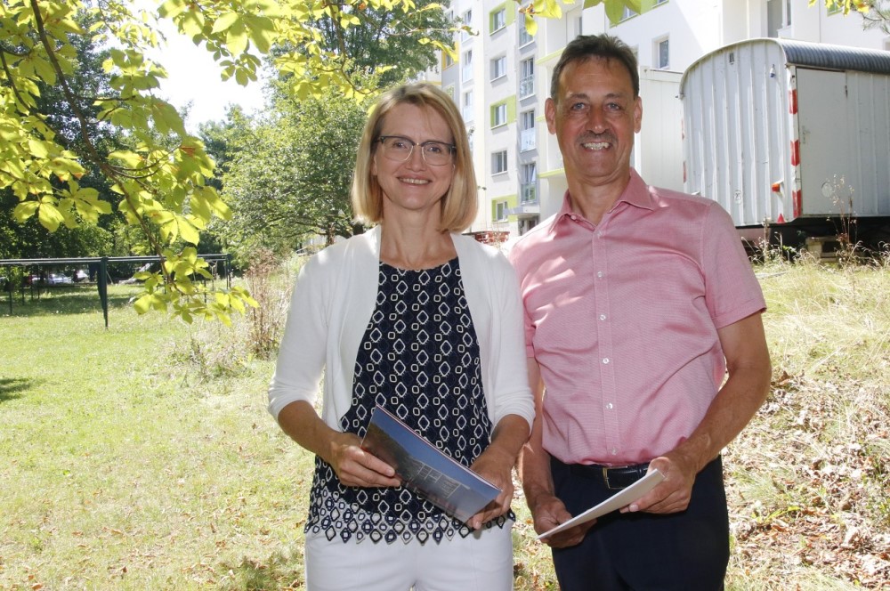 Vorstände EWG Antje Neelmeijer und Michael Reichel.    Foto Sabine Mutschke 