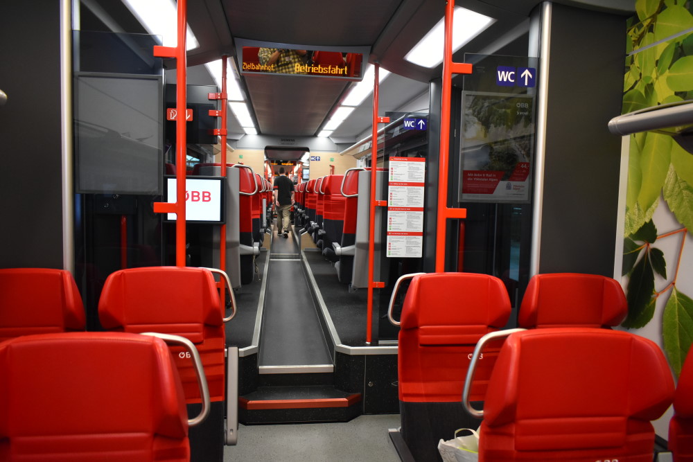 Testfahrt eines Desiro ML ÖBB Cityjet eco von Siemens   Archiv 2020 © MeiDresen.de/Mike Schiller