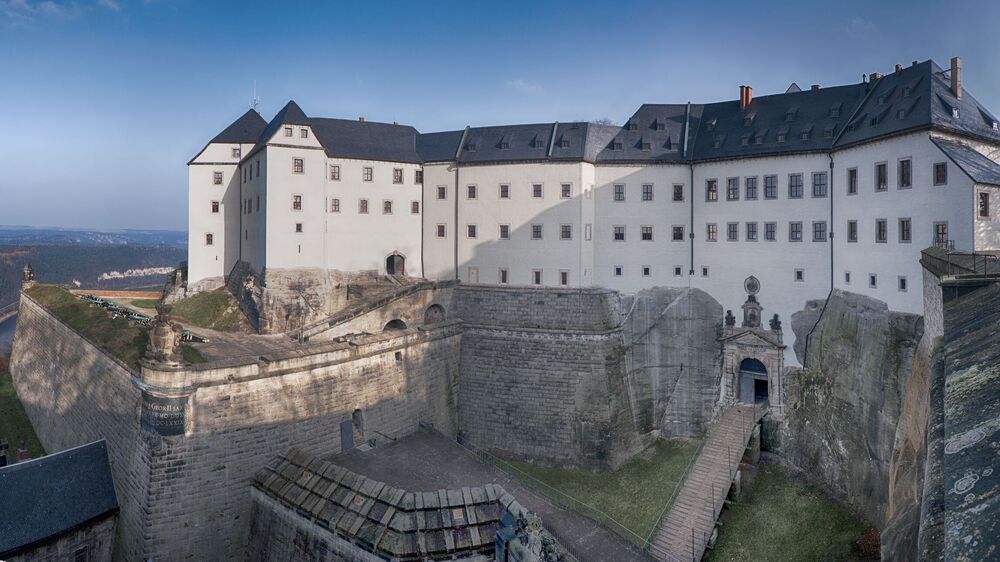 Legende auf dem Tafelberg: Westansicht der Festung Königstein, Foto: Bernd Walther, Festung Königstein gGmbH