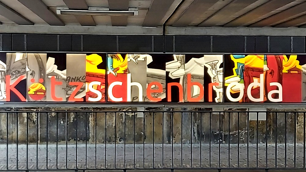 "Sondderzug" von Udo Lindenberg wurde in der Bahnunterführung Radebeul Kötzschenbroda verewigr. Foto: MeiDresden.de
