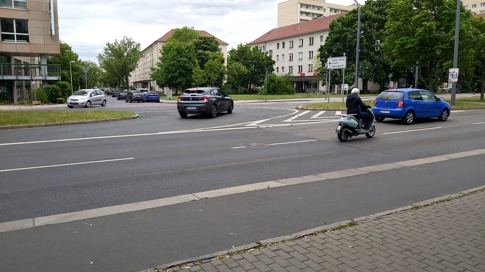 Kreuzung Schweizer Straße /Budapester Straße soll umgebaut und neugestaltet werden.. Foto: MeiDresden.de/ Frank Loose