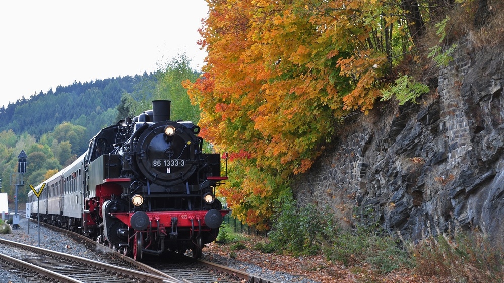 Erzgebirgische  Aussichrsbahn im Herbst Foto: Thomas Poth