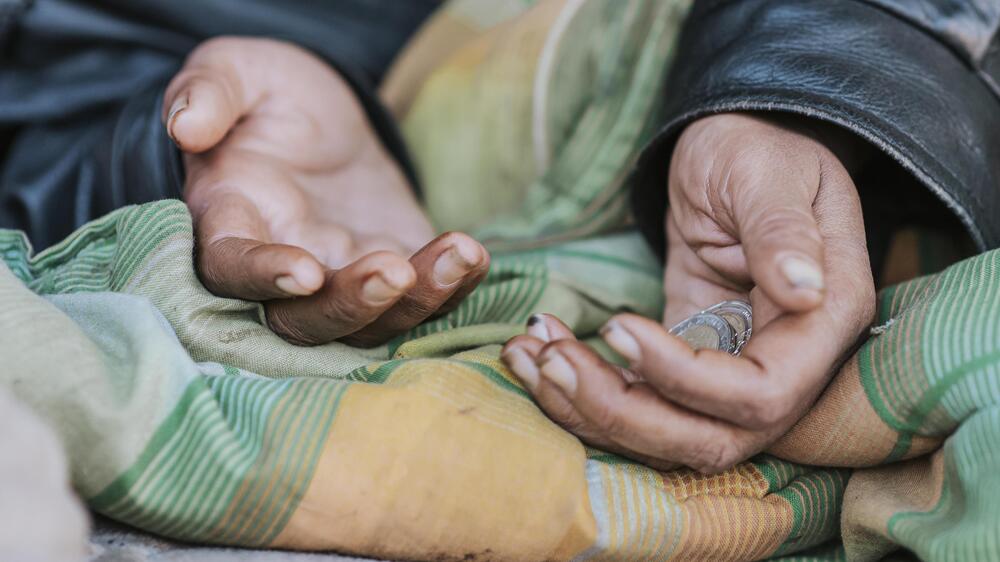 Hilfsangebote für Wohnungslose gibt es in Dresden ab dem 1. November unter anderem in Nachtcafes. Foto: Freepik