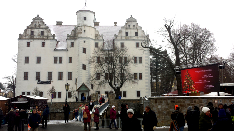 Schloß Schönfeld lädt zum weihnachtlichen Treiben ein. Foto: MeiDresden.de (Archiv)