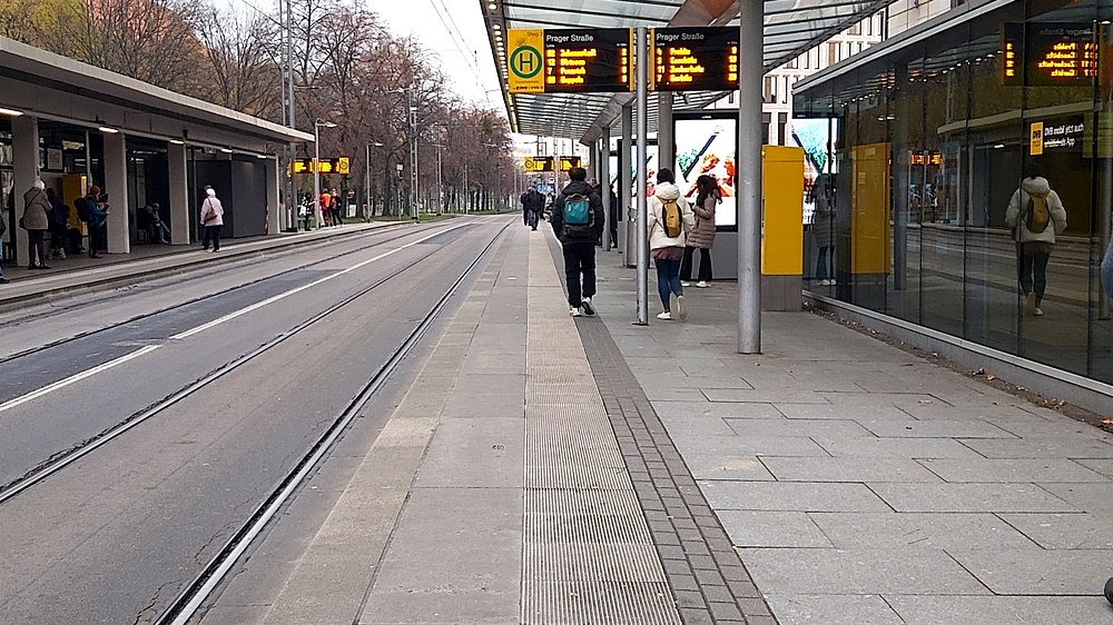 Haltestelle Prager Straße (Dr.Külz Ring) Foto: © MeiDresden.de