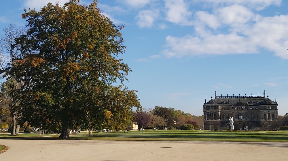 Sehr sonniger und trockener November mit Wärmeimpuls und Kälteeinbruch. Foto: MeiDresden.de