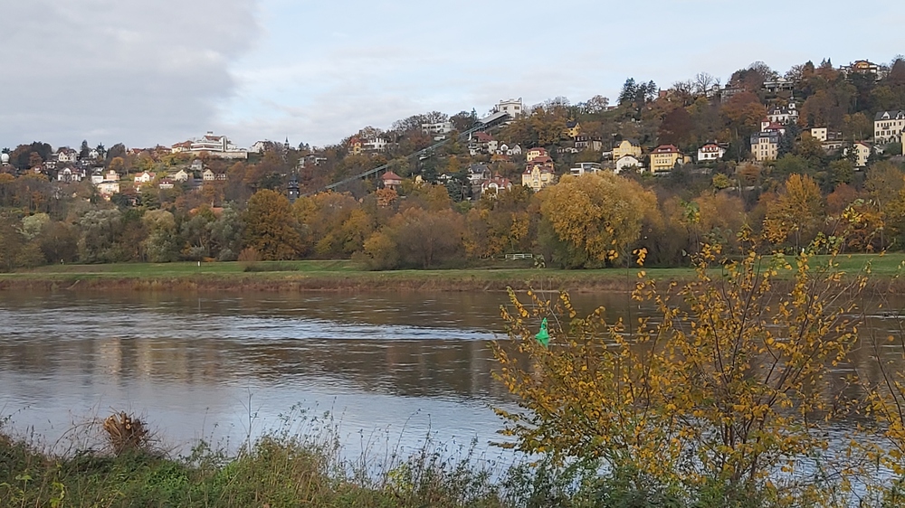 Sehr sonniger und trockener November mit Wärmeimpuls und Kälteeinbruch. Foto: MeiDresden.de