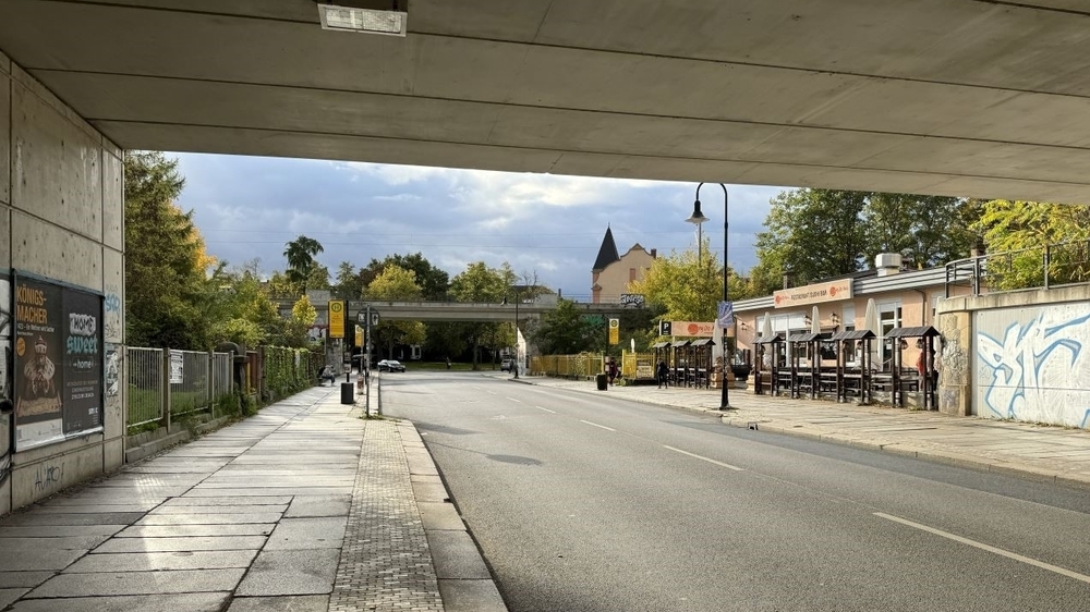 Bushaltestellen am S-Bahnhof Dresden-Pieschen werden barrierefrei . Foto: Landeshauptstadt Dresden