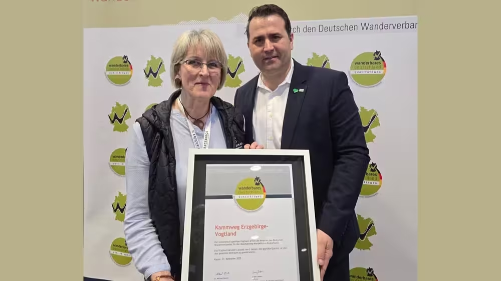 Qualitätsweg "Wanderbares Deutschland" feierliche Übergabe auf der CMT Stuttgart 2026 Foto:TVE