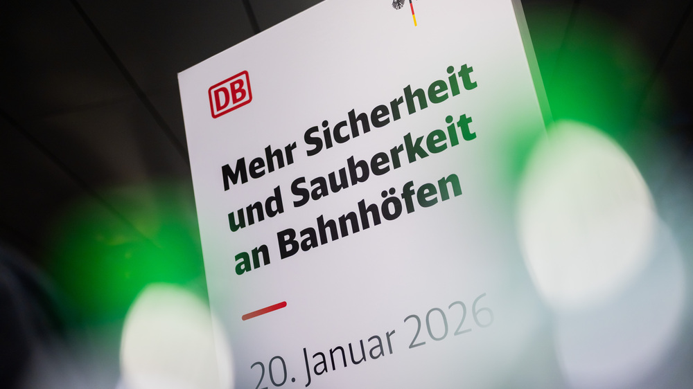 Start des Sofortprogramms für mehr Sicherheit und Sauberkeit an Bahnhöfen am 20.01.2026 im Berliner Hauptbahnhof. Foto:Deutsche Bahn AG / Christoph Soeder