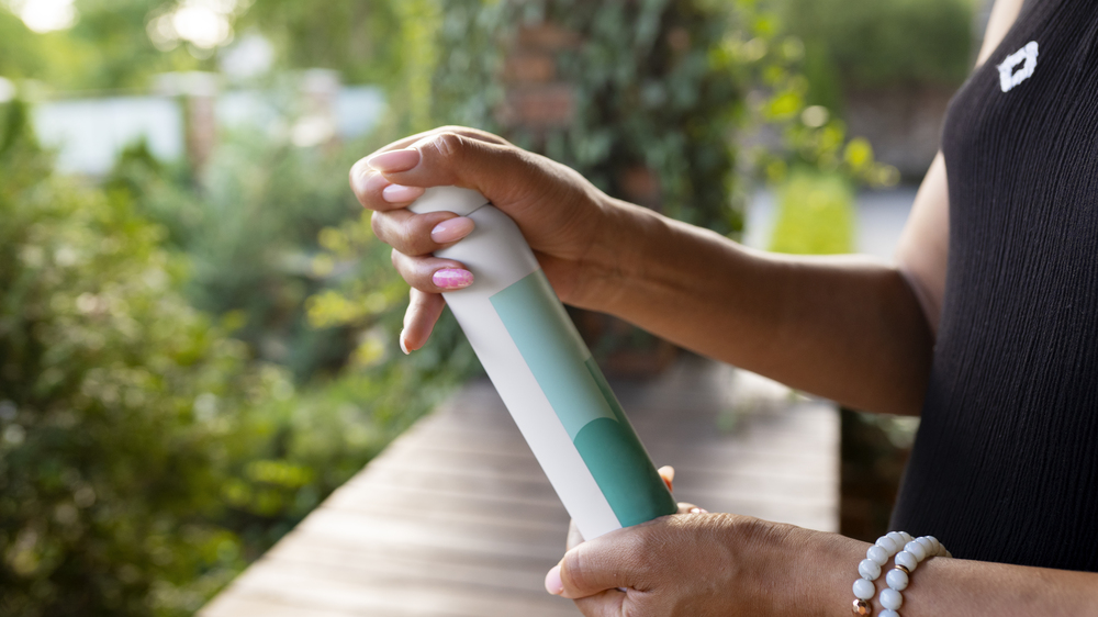 ÖKO-TEST hat 26 Trockenshampoos auf ihre Inhaltsstoffe getestet. Foto: freep!k