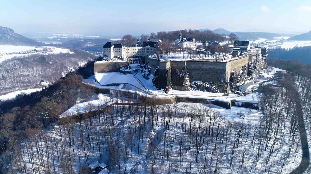 Die Festung Königstein lädt in den Winterferien zum Mitmachen, Entdecken und Experimentieren ein. Foto: Thomas Eichberg/Major Tom Luftbilder