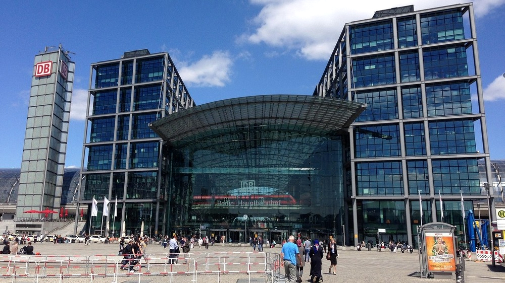 Der Berliner Hauptbahnhof belegt Platz 7. Foto Jens Junge (Pixabay)