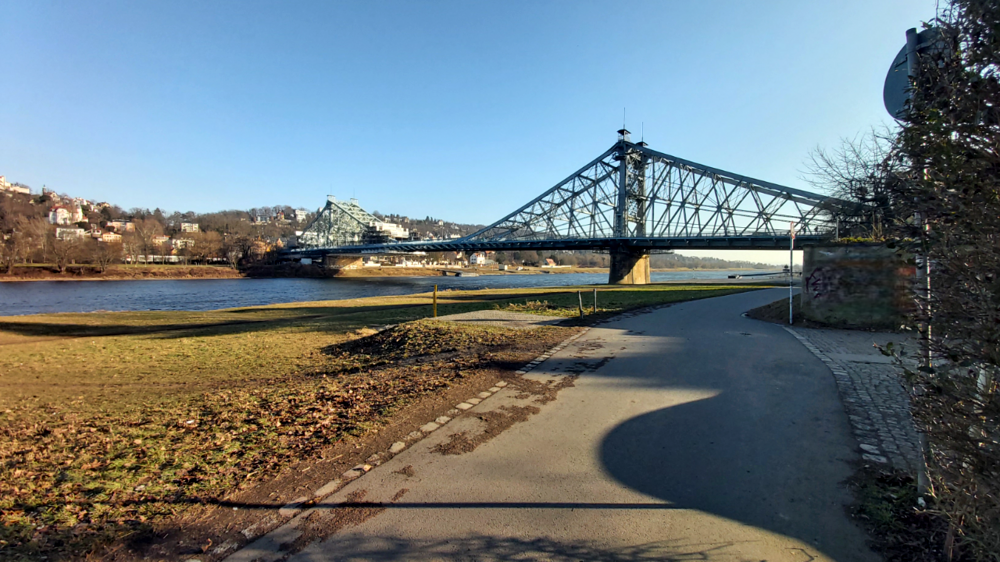 Richtung Monatsende wurde es zusehends freundlicher und milder und die Sonne zeigte sich öfter. Foto: MeiDresden.de