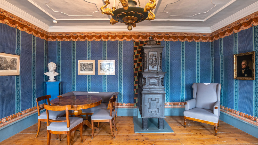 Das Goethemuseum Stuetzerbach zeigt originale Wohn- und Arbeitszimmer des Dichterfürsten. Foto: DJD/Stadtverwaltung Ilmenau