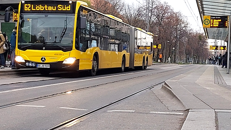 Auch im Stadtzentrum sollen Anzeigen erneuert werden. Foto: MeiDresden.de