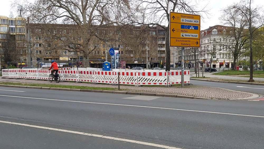 Demnächst soll unter anderem auch am Albertplatz ein neuer Toilettenstandort entstehen. Foto: MeiDresden.de