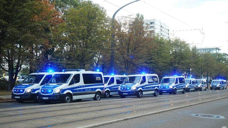 Bewaffnetes Handeltreiben mit Betäubungsmitteln - Beschuldigter in Untersuchungshaft   Foto: Symbolfoto MeiDresden.de
