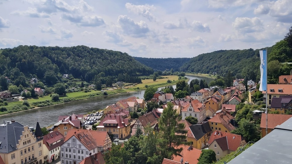 Am Wochenende wolkig mit freundlichen Abschnitten, Sonntag wieder vermehrt Schauer und Gewitter möglich. Foto: MeiDresden,de