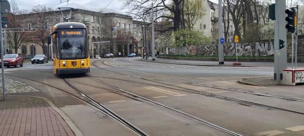 Linie 8 Sachsenplatz   © MeiDresden.de